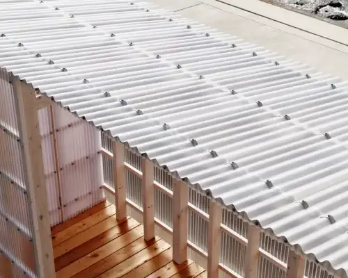 Comparing Polycarbonate Roof Panels with Traditional Roofing